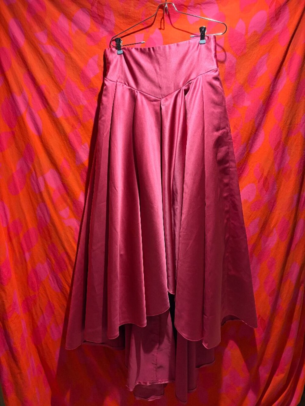 Gorgeous Flowing Pink Satin Skirt - Size Small/Medium